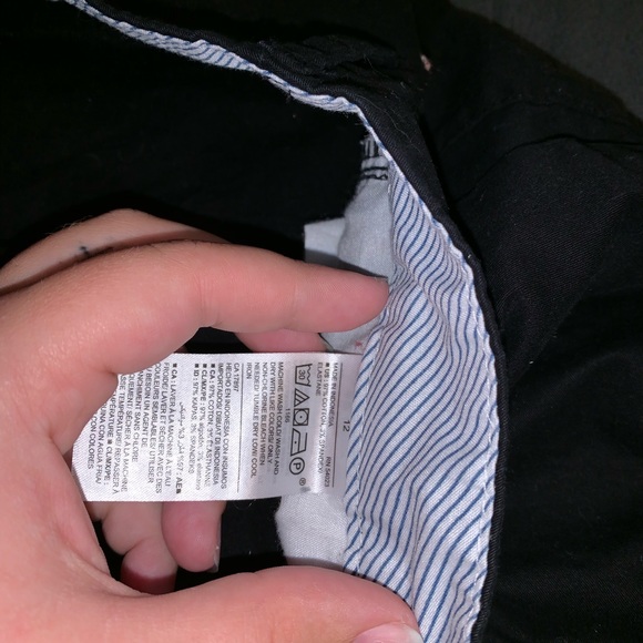 Cute striped shorts and simple black shorts! - Picture 6 of 6